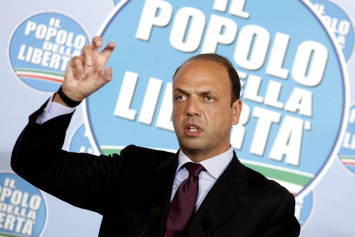 Alfano: "Monti bis? Solo se si candida"