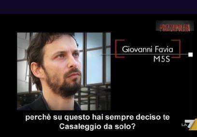 Il grillino dissidente fa retromarcia ma il popolo del web non perdona