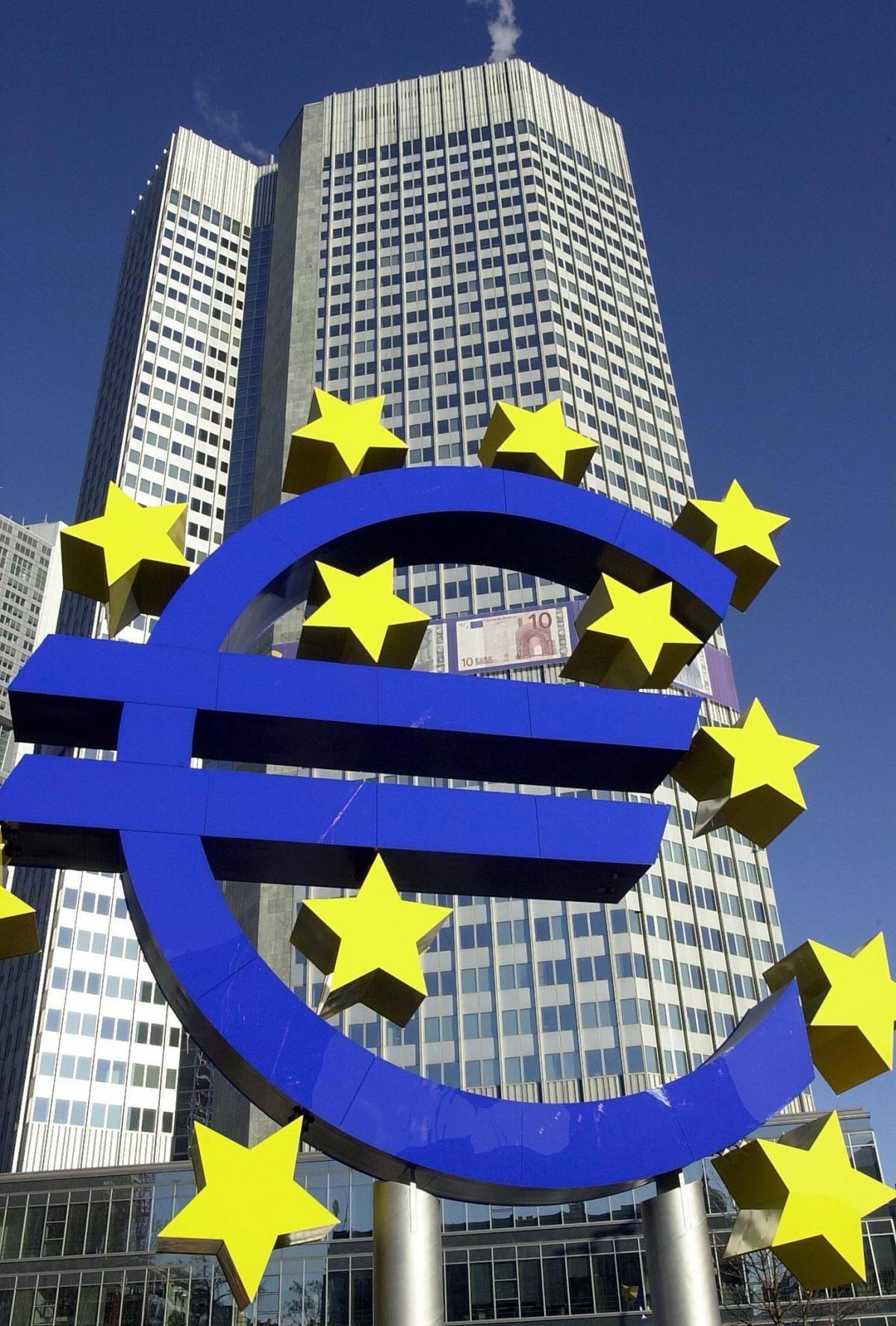 "I funzionari della Bce incontrano banchieri privati prima di prendere decisioni chiave"