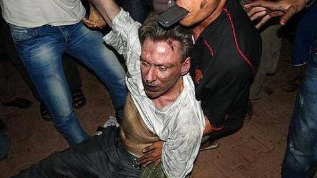 Un nuovo colpo di Al Qaida l'11/9 Ucciso l'ambasciatore Usa in Libia