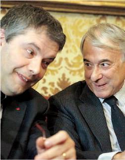 Giuliano Pisapia con il segretario della Cgil Onorio Rosati 