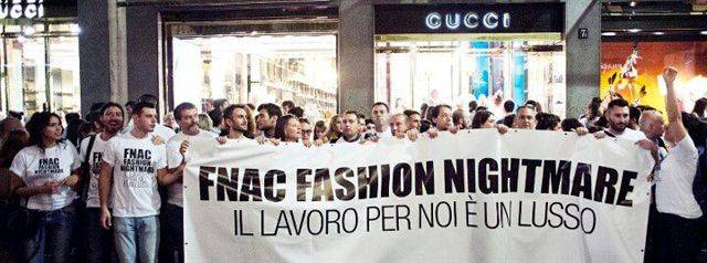 Protesta alla Fnac di Milano