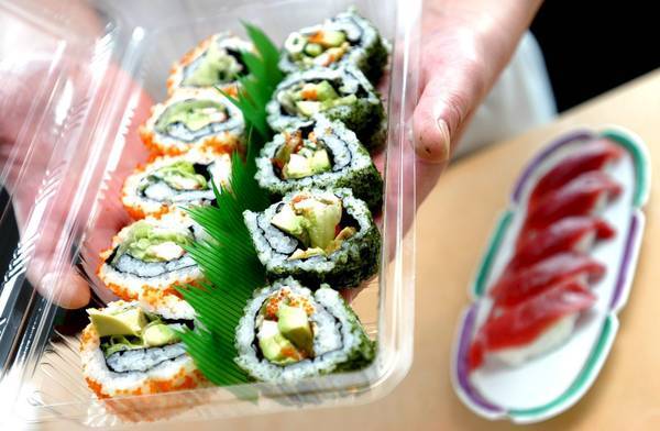 La rivolta giapponese contro il finto sushi