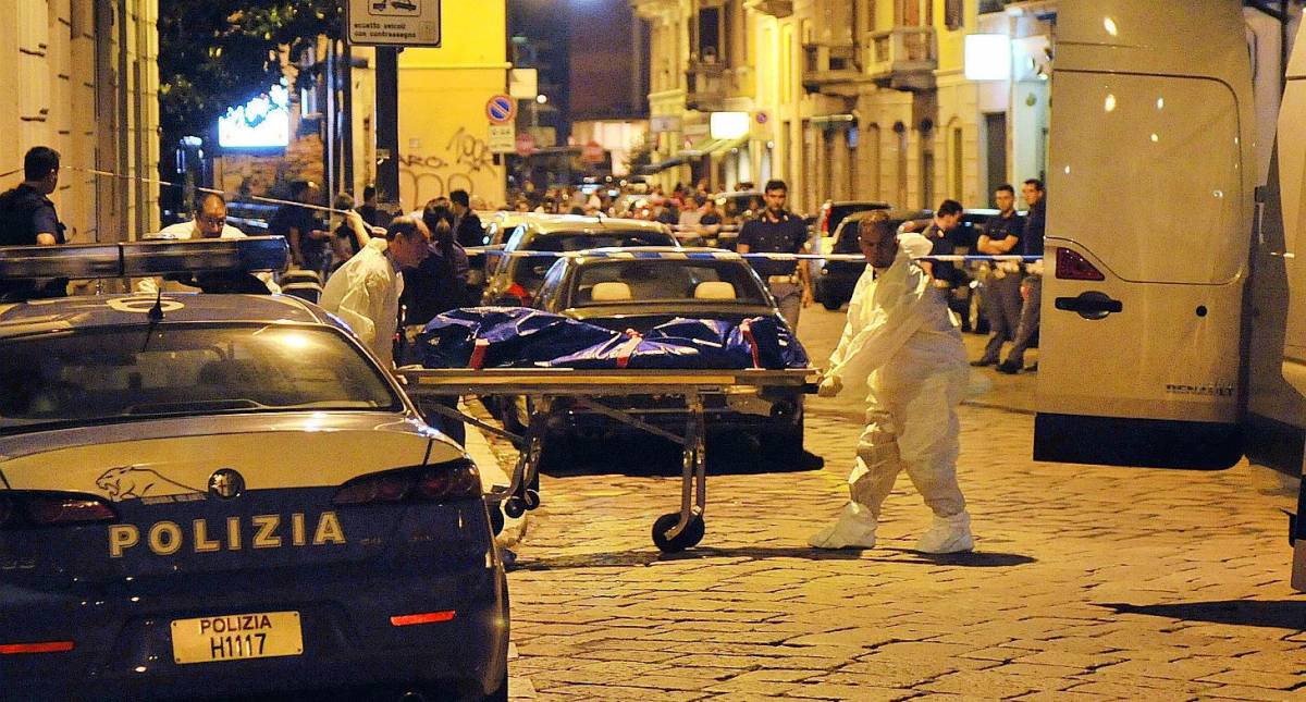 Assassinati in mezzo alla strada: dopo un mese il killer non ha nome