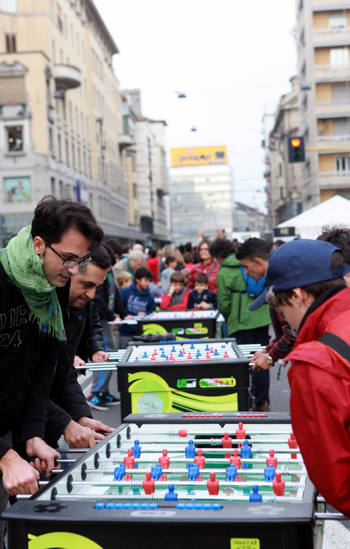 Vigili scatenati: 800 multe nel giorno del tutti a piedi IL DATO Sui mezzi pubblici registrato un aumento dei viaggiatori del 30%