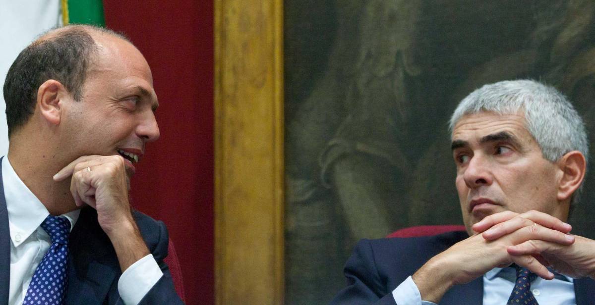 A vuoto il pressing di Pdl e Ppe Casini non cede alle avances