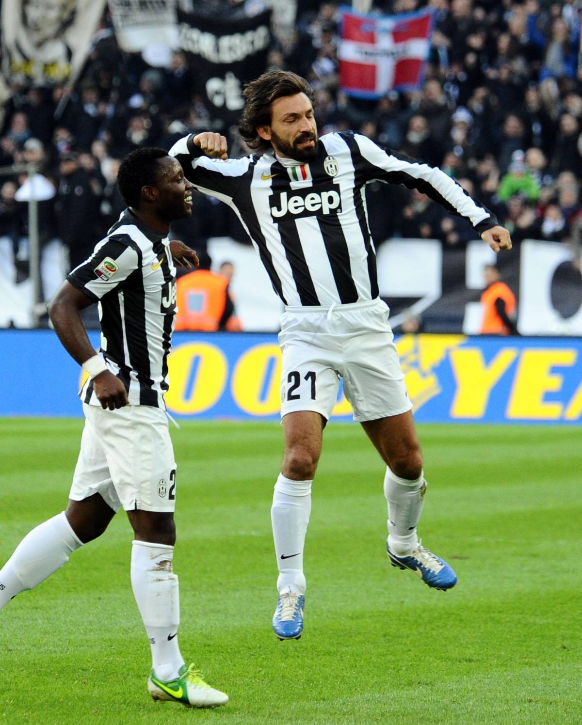 Esultanza di Andrea Pirlo della Juventus dopo il goal del 2-0 su punizione all'Atalanta