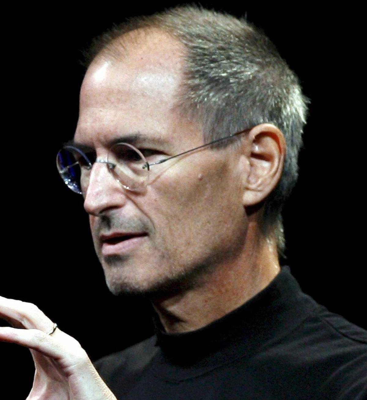 Conti non pagati, il designer Starck fa sequestrare il mega yacht di Steve Jobs