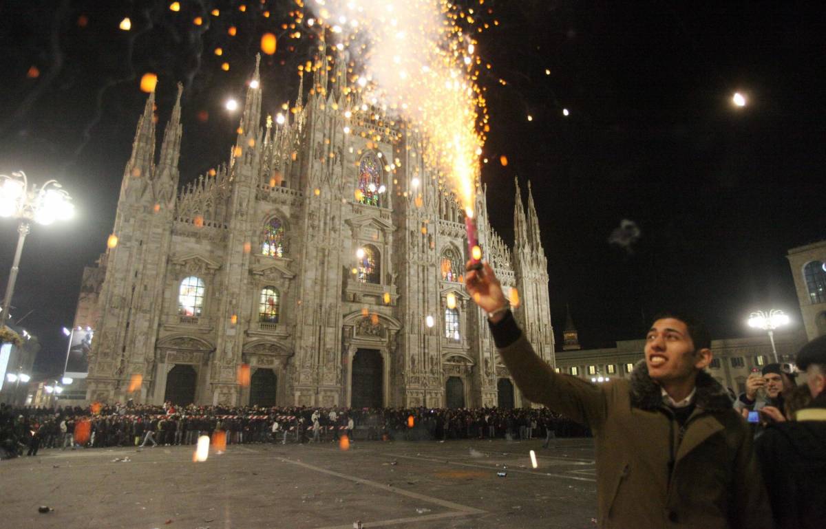 Pisapia libera tutti: Capodanno col botto DECRETO ANTI-SMOG In vigore nel 2011 puniva i trasgressori con cinquecento euro