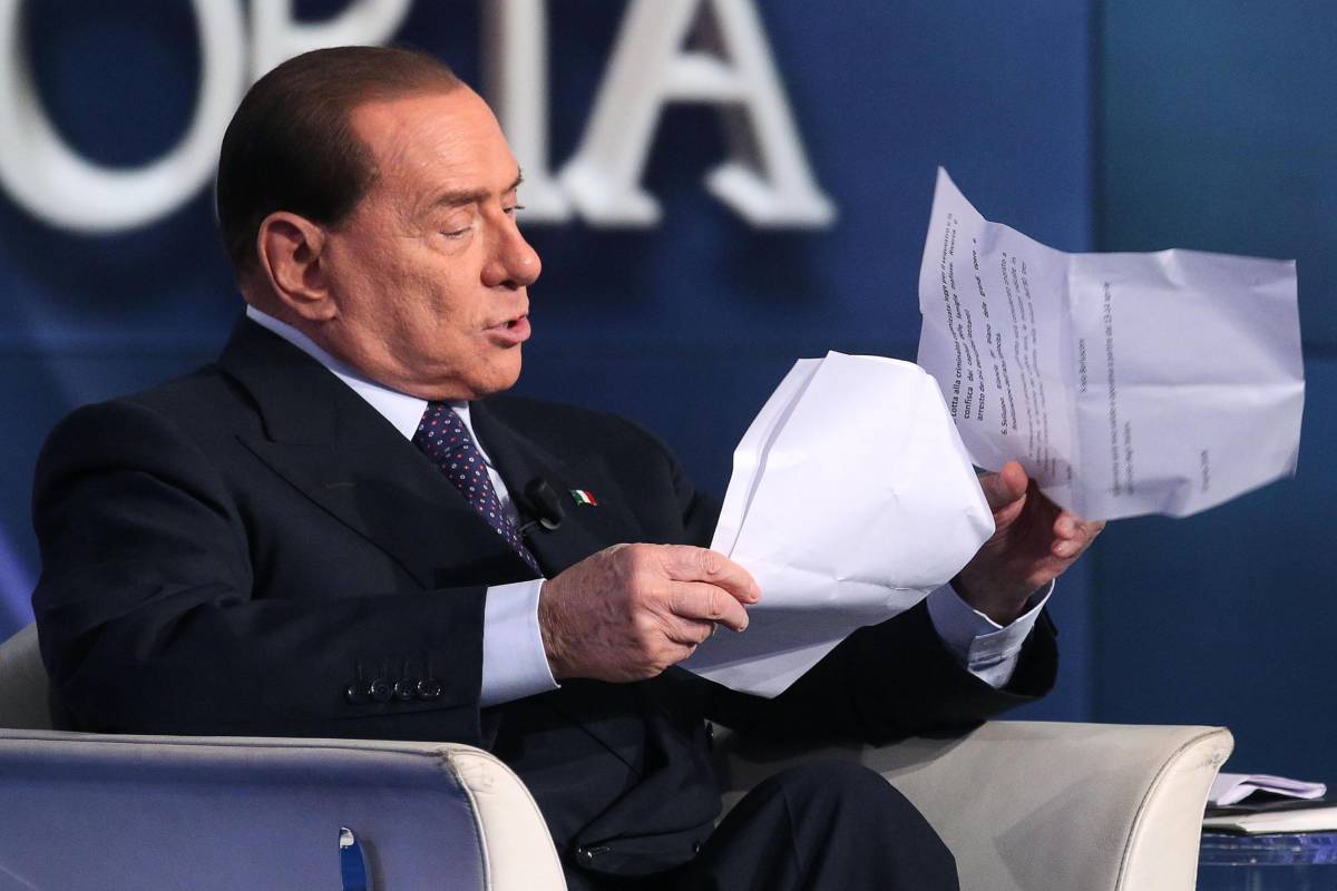 Berlusconi: "Il Monti che ho conosciuto io era finto"