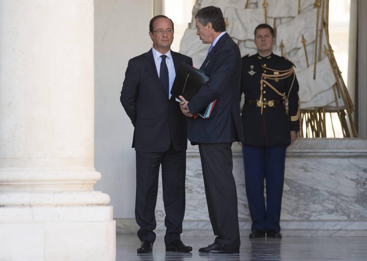 Francia, il ministro delle tasse indagato per evasione