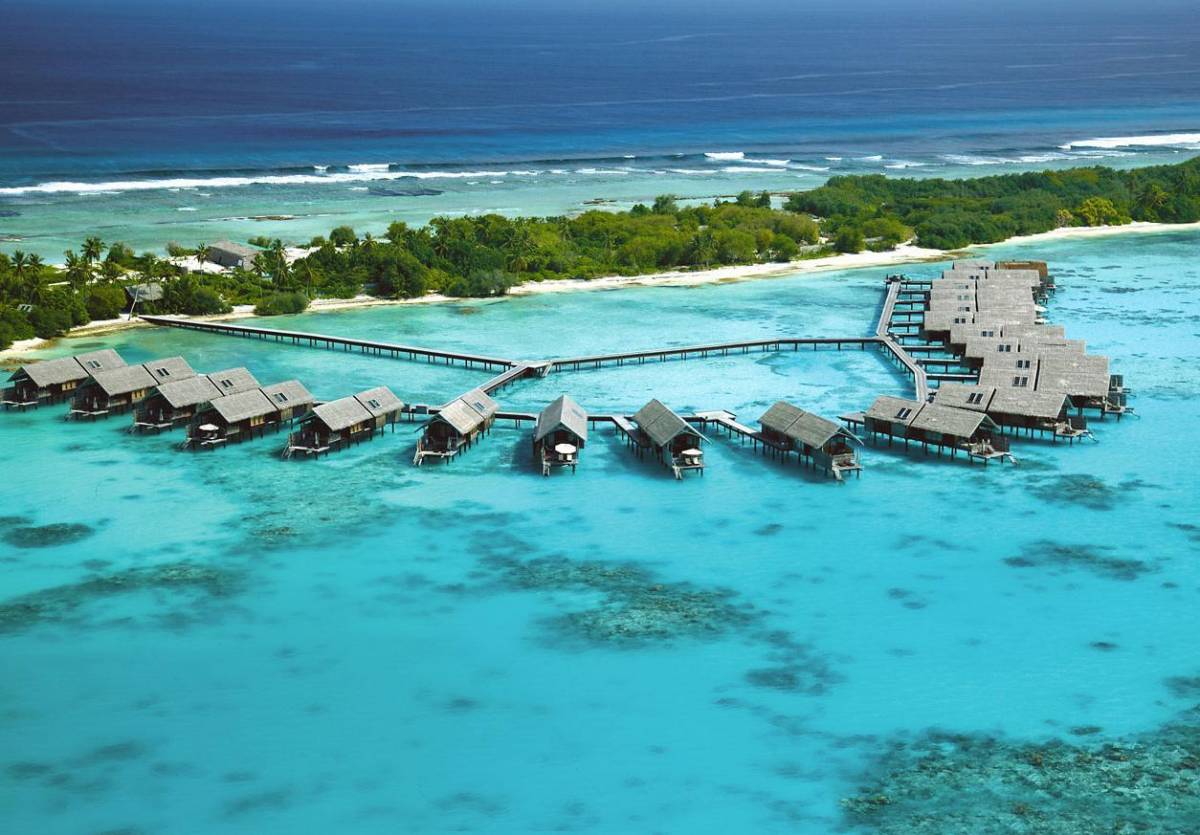 Soldi dei poveri alle Maldive Per costruire pannelli solari