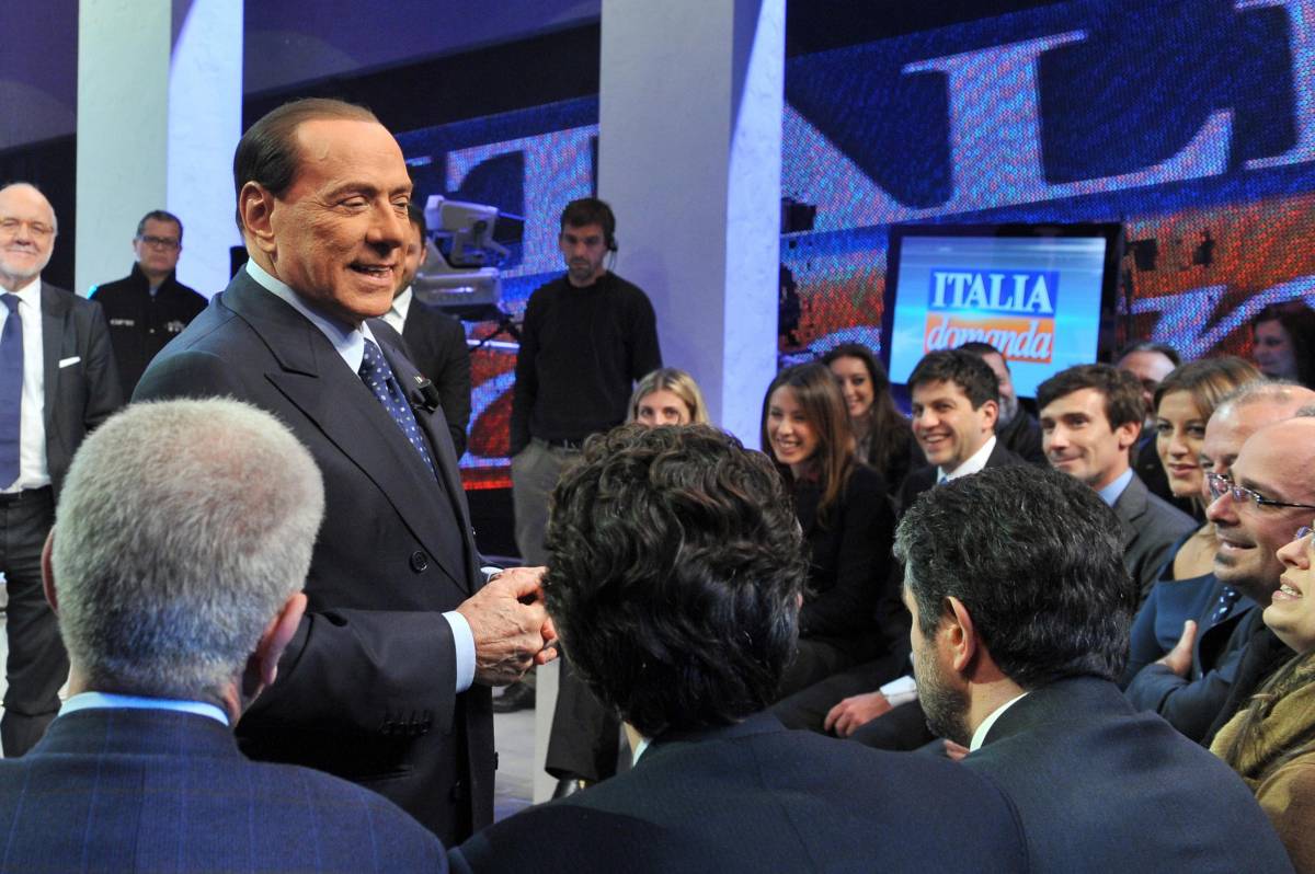 Berlusconi: "Monti ha portato la recessione"