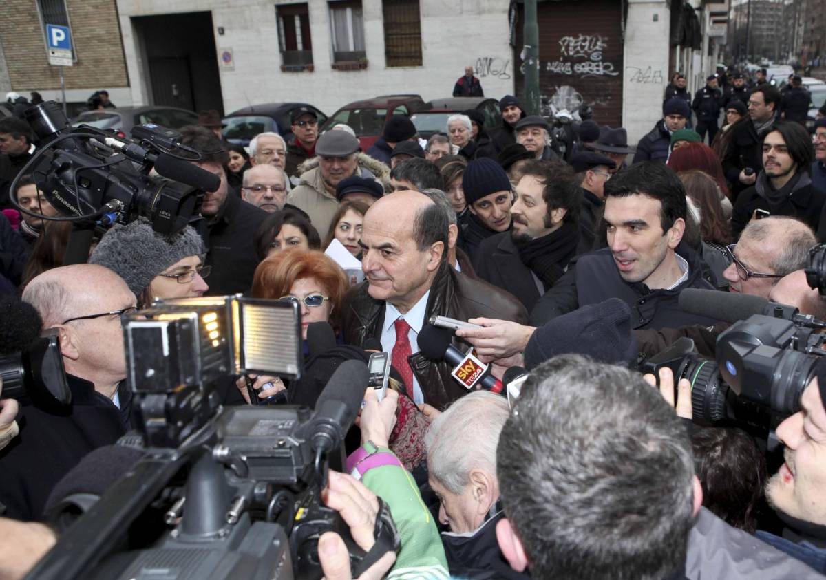 Bersani si finge tranquillo: "Nessun imbarazzo su Mps"