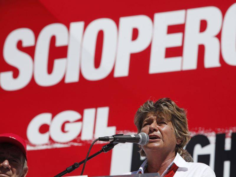 La Cgil detta l'agenda al Pd E Bersani obbedisce su tutto 