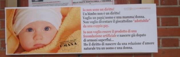 Bergamo, polemiche su manifesto anti adozioni gay