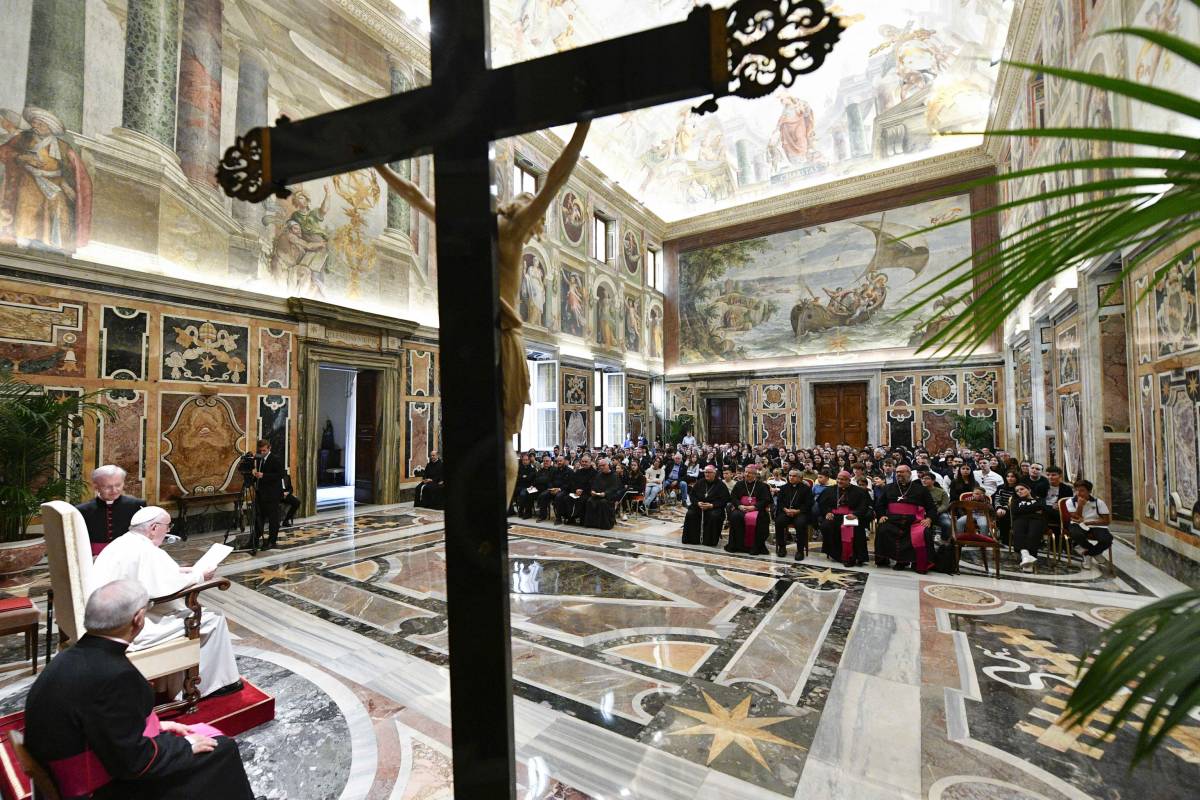 "Il Papa non è un sovrano assoluto", parola di Joseph Ratzinger