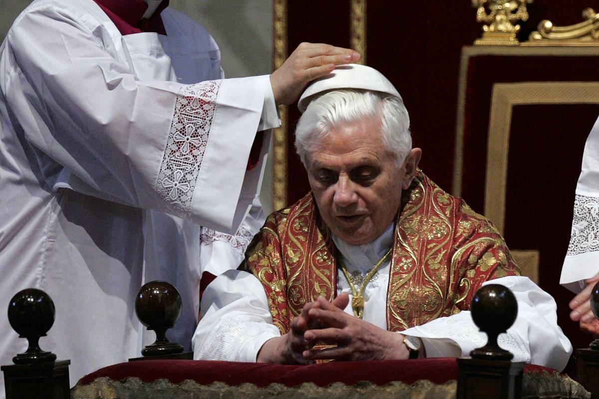 Benedetto XVI: "Rimarrò nascosto al mondo"