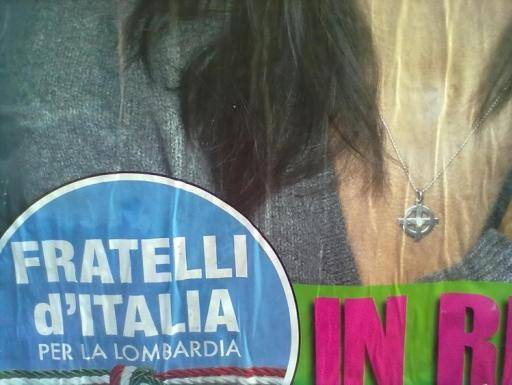 Gli ultrà della sinistra milanese contro la Capotosti: "Tolga la celtica dai manifesti"