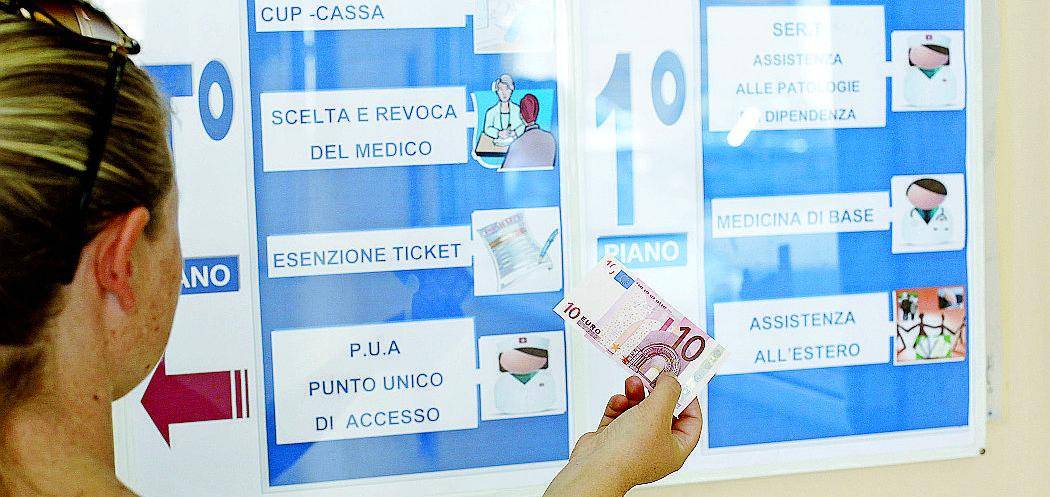 Abolire il ticket sanitario? Ecco perché è una bufala