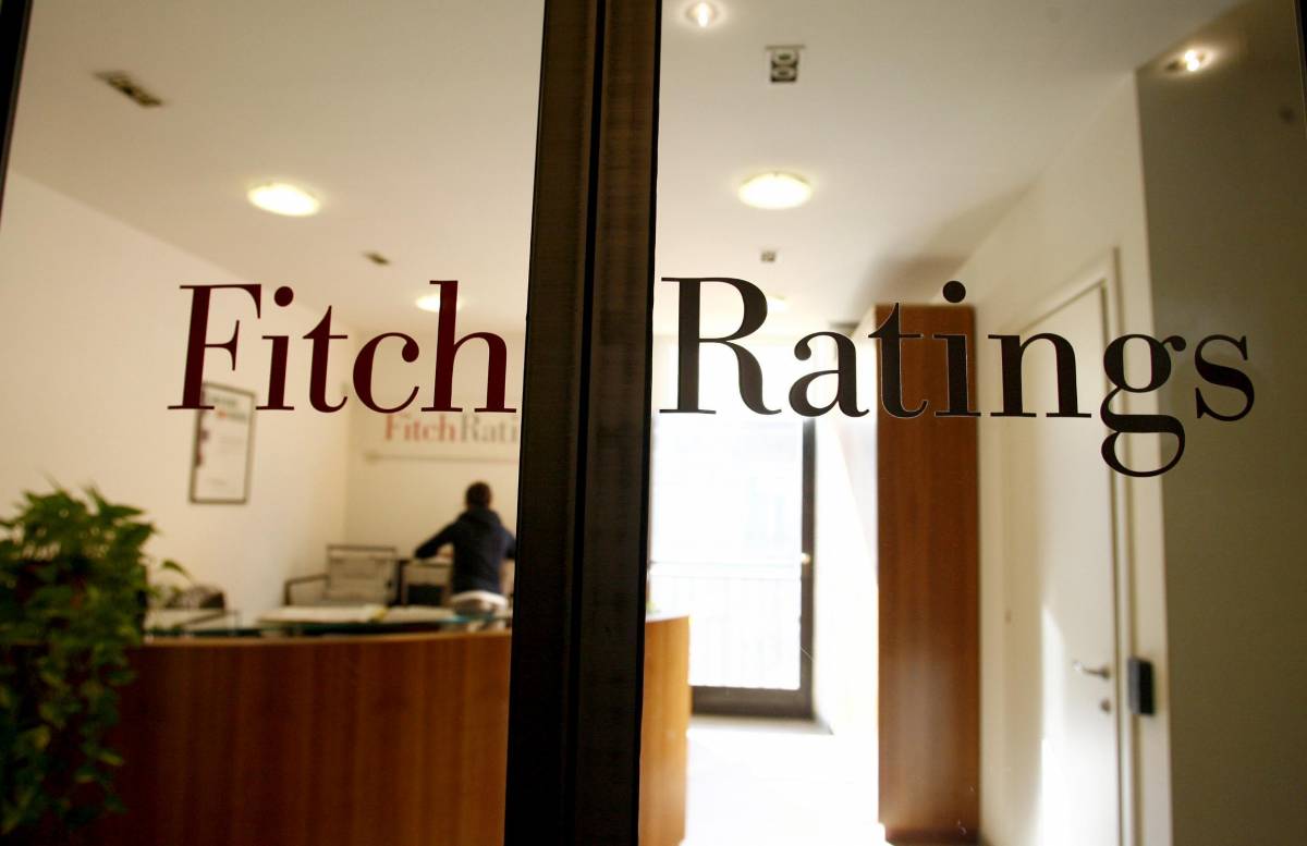 Fitch declassa il rating dell'Italia