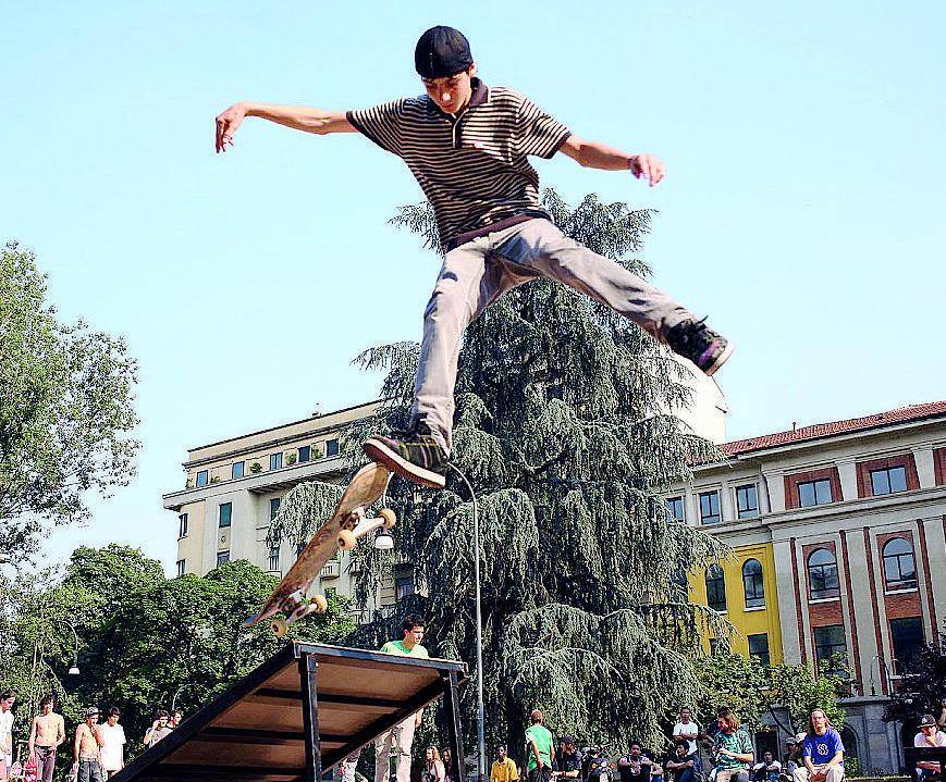 Il patto del Comune coi ragazzi: la piazza è loro