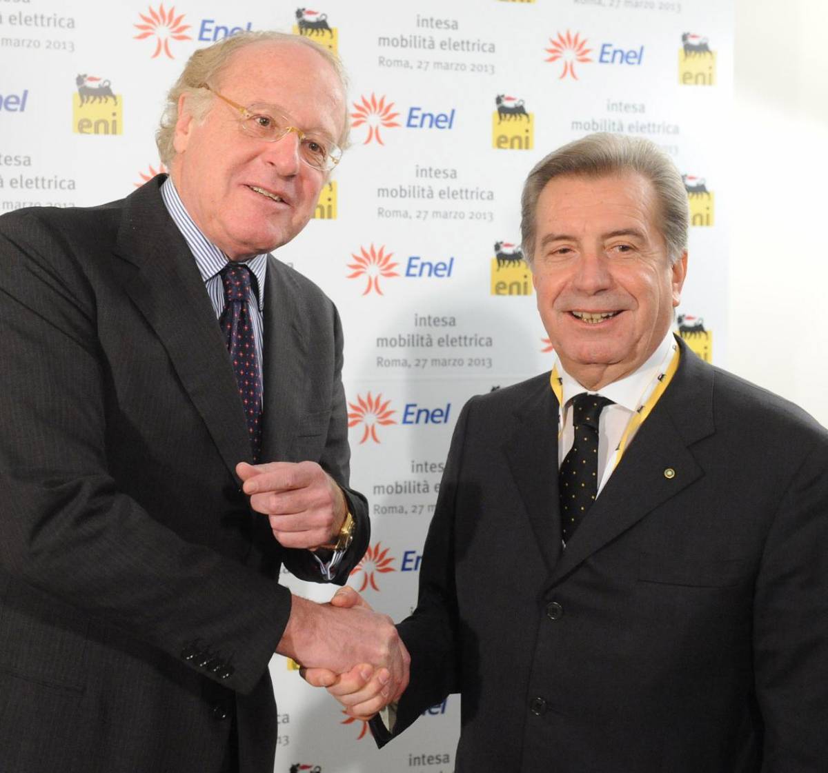 Eni-Enel per l'auto elettrica Per Scaroni il nodo Turchia