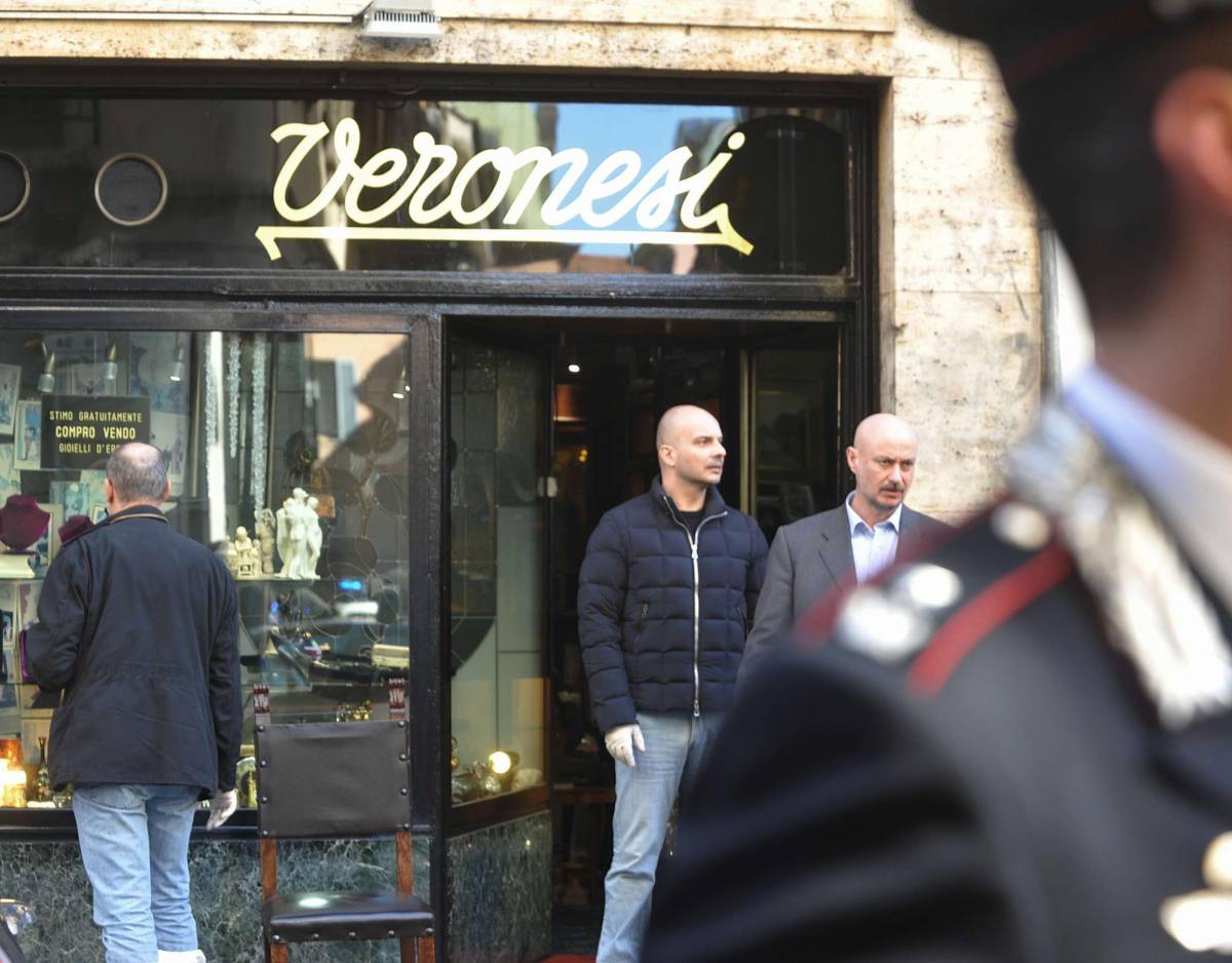 «Un cacciavite e un martello Così ho colpito il gioielliere»