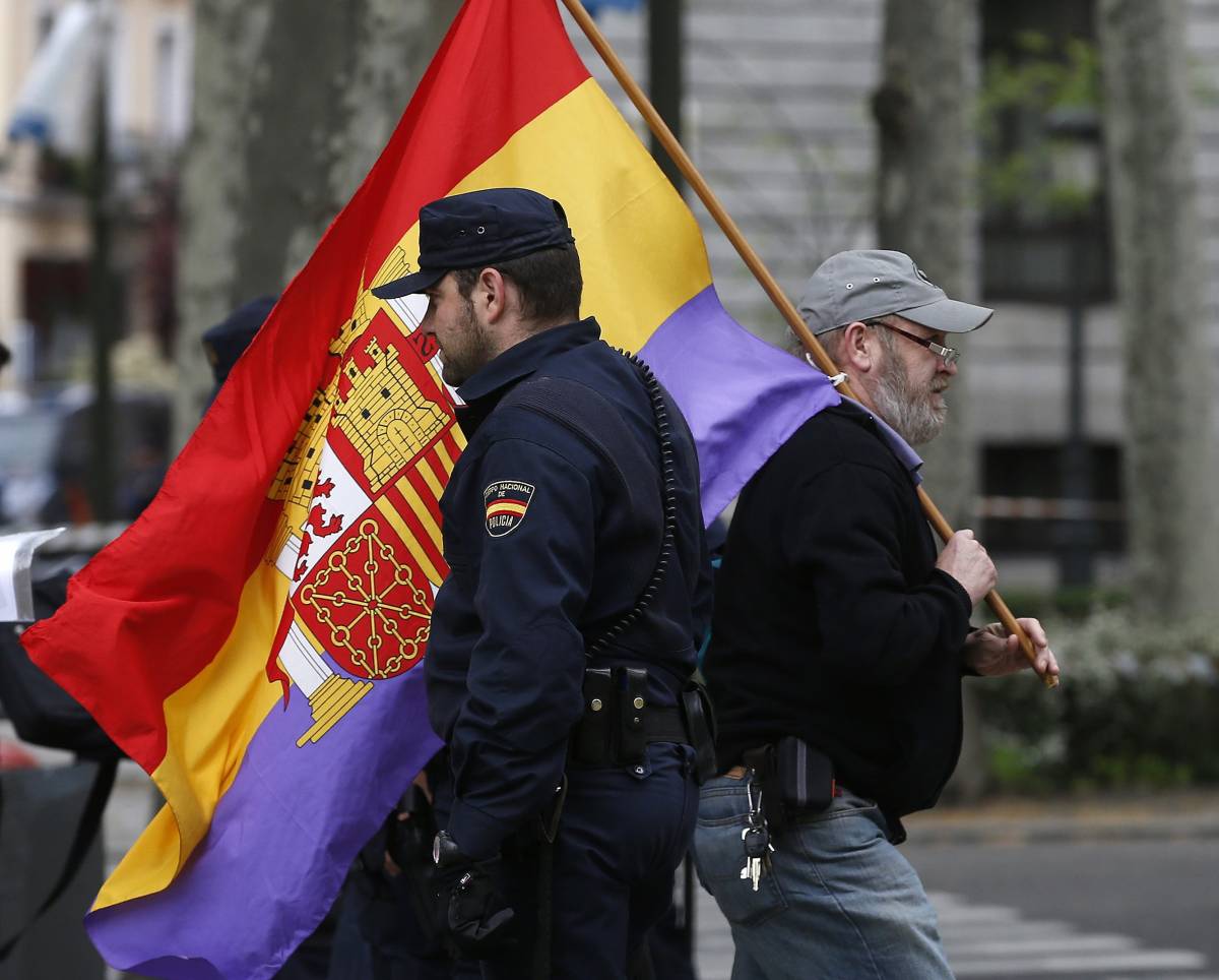 L'Ue dà due anni in più a Madrid per riequilibrare i conti pubblici
