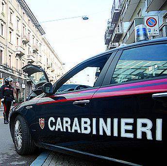 Peruviana 16enne scappa di casa: «Mamma, mi vogliono bocciare» Ritrovata dai carabinieri