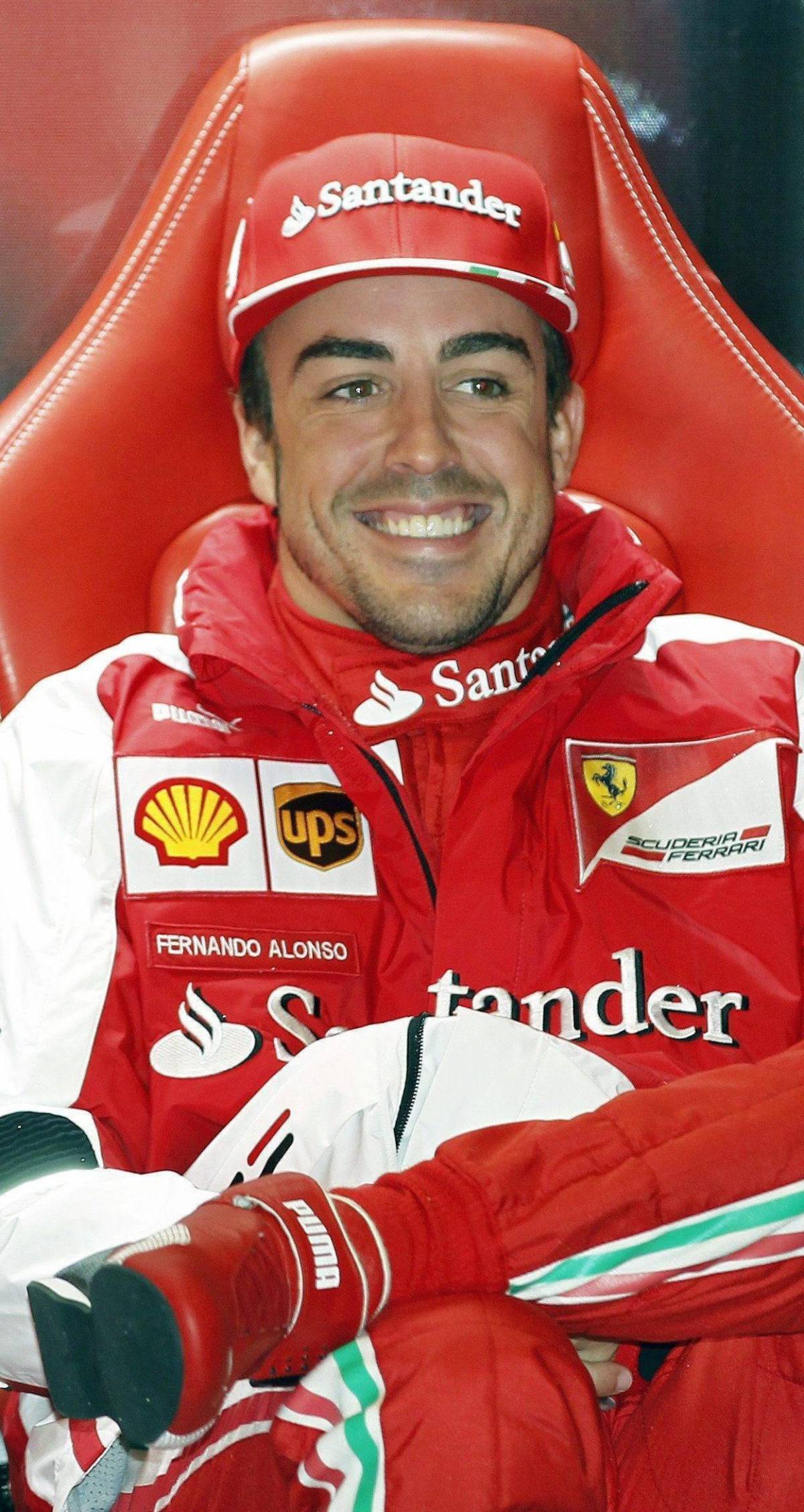 Alonso che passo. Ma tiene i piedi a terra