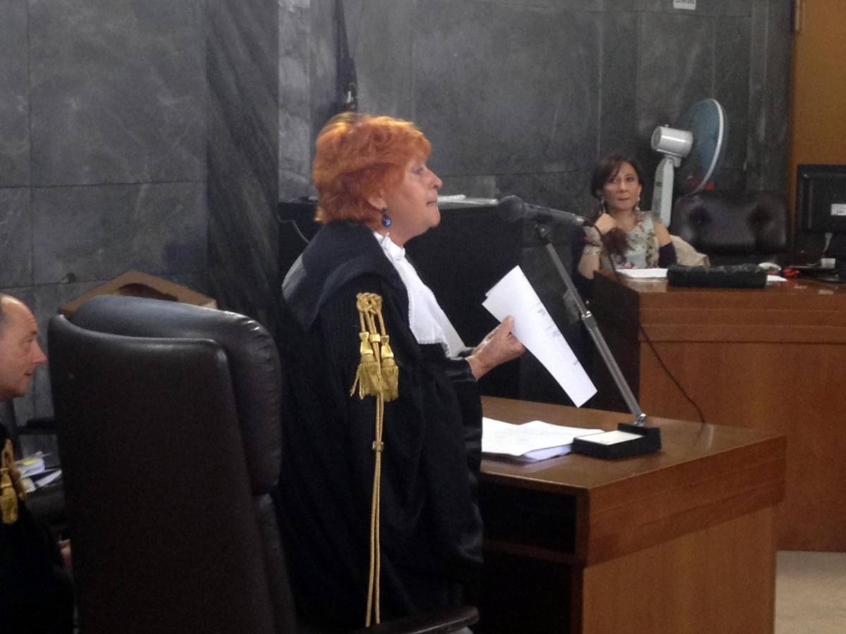 Al tribunale di Milano fa irruzione la violenza: proiettili alla Boccassini