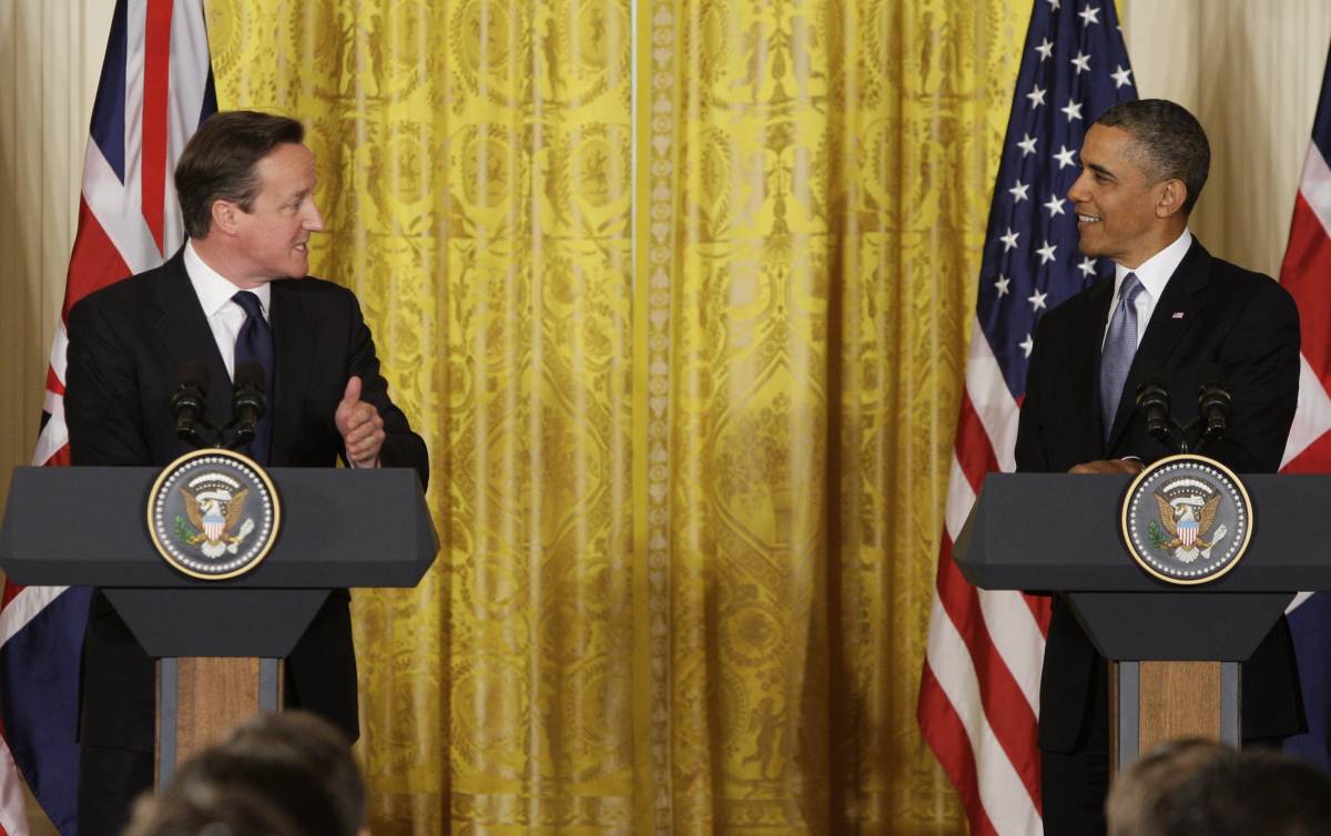 Cameron e Obama avanti cauti: "Più pressione per deporre Assad"