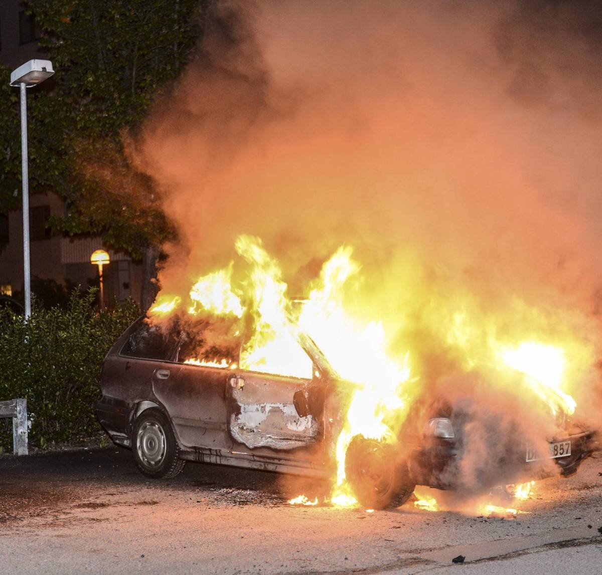 Svezia Più vandalismo che protesta