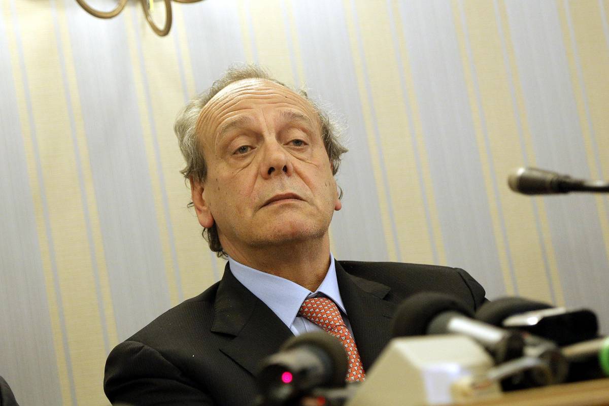 Francesco Nitto Palma, presidente della comissione Giustizia al Senato