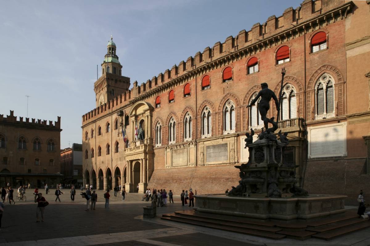 Bologna capitale delle cento città d'arte italiane