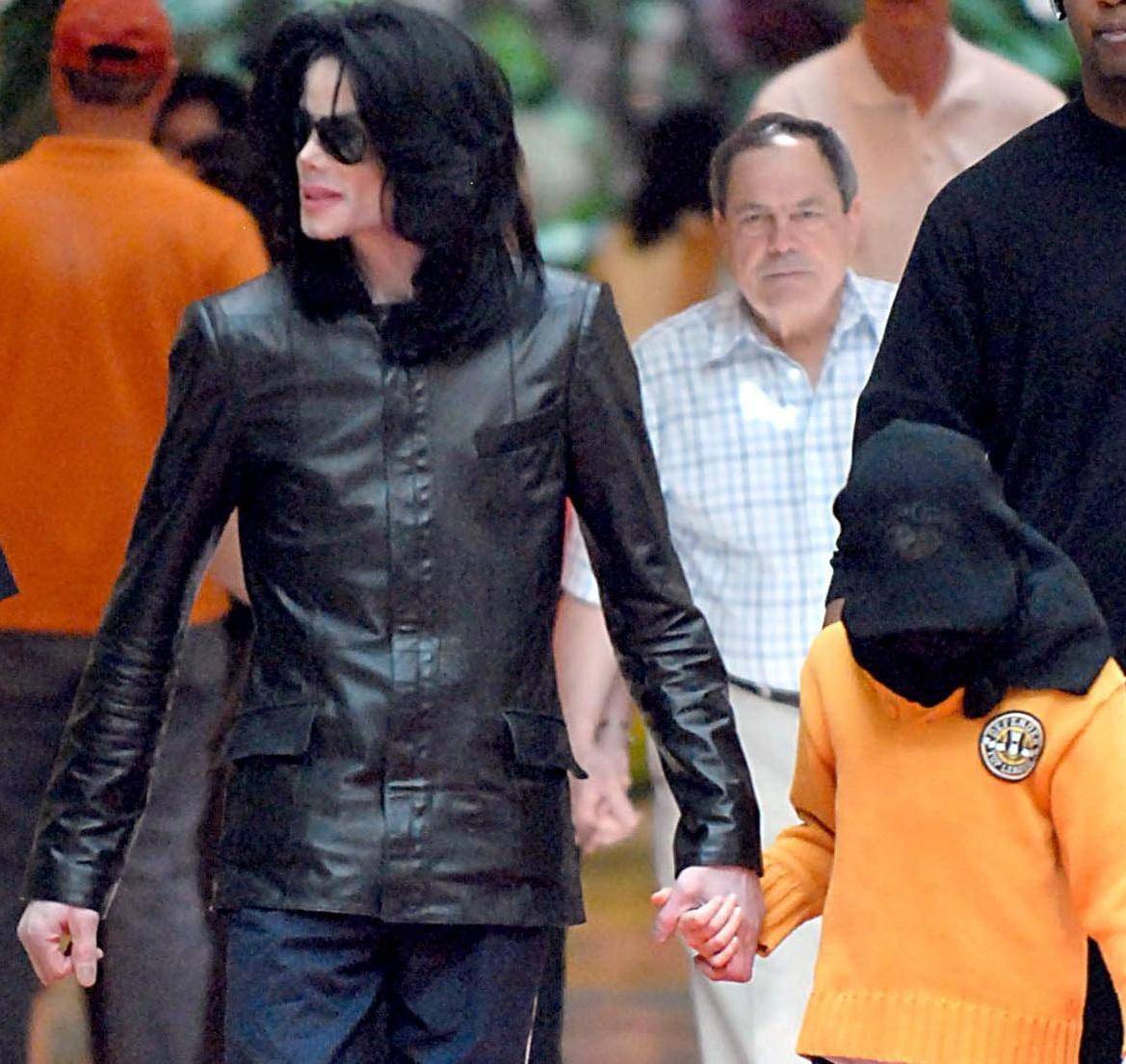 La figlia di Jackson tenta il suicidio in ospedale