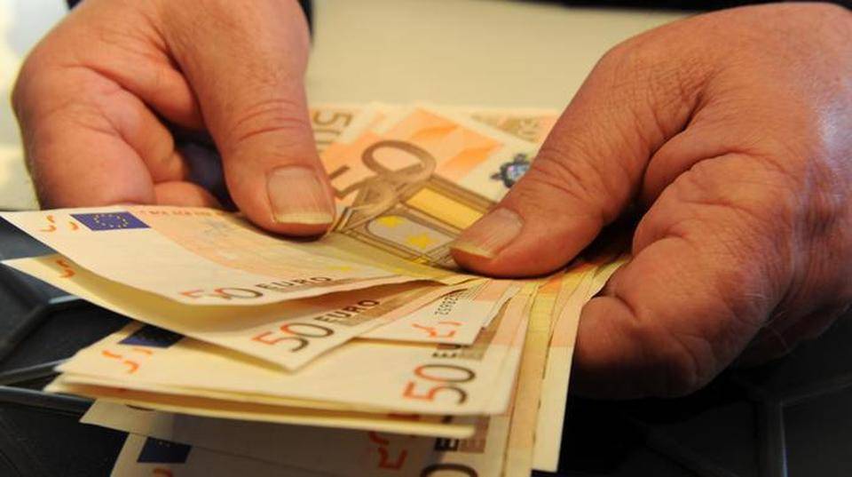 Le mega indennità delle regioni: baby pensionati da 4mila euro