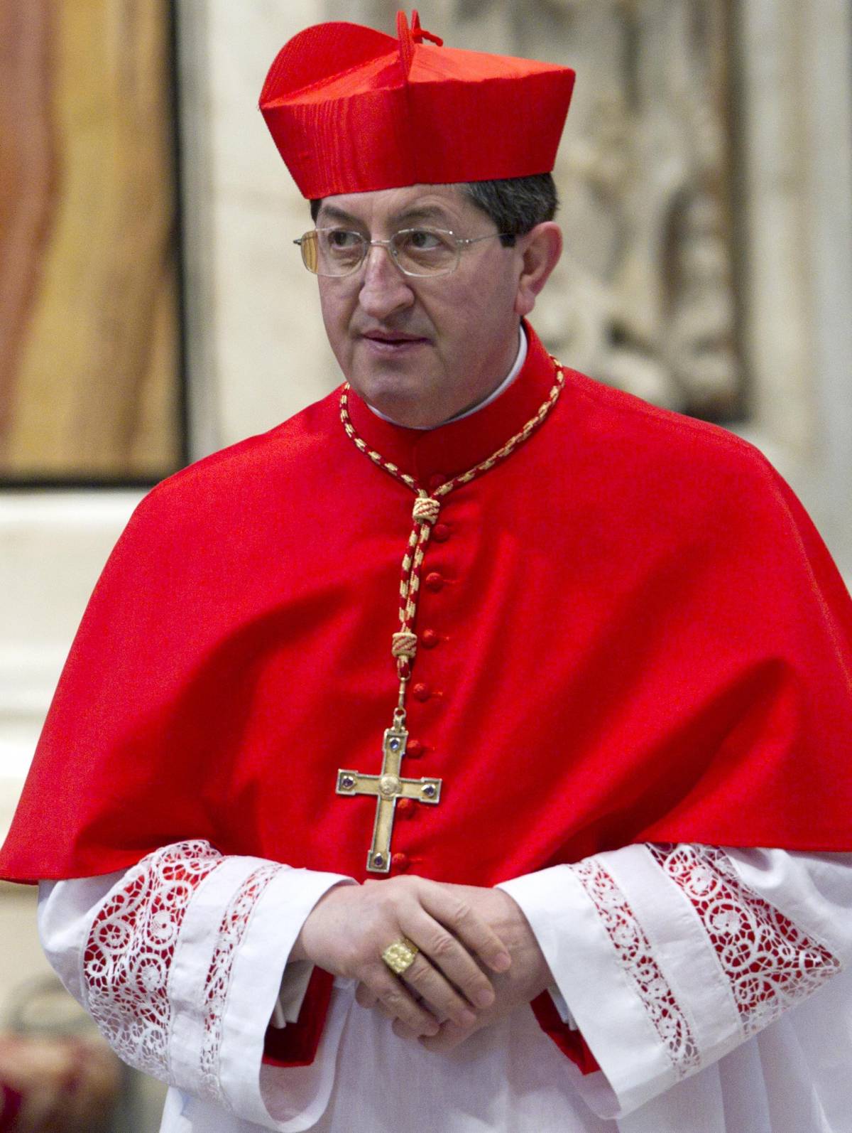 Migranti, il cardinale attacca Salvini alla Messa di Natale: "Giuseppe e Maria furono accolti"