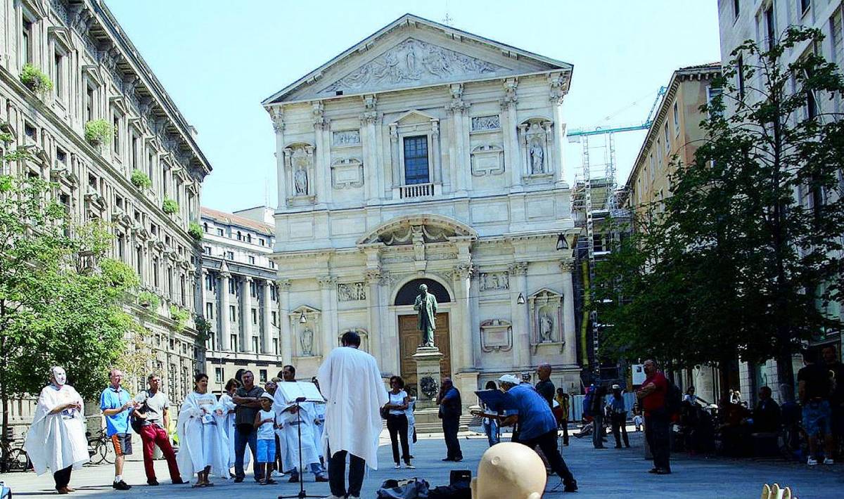 Chiese chiuse, anche i preti in ferie