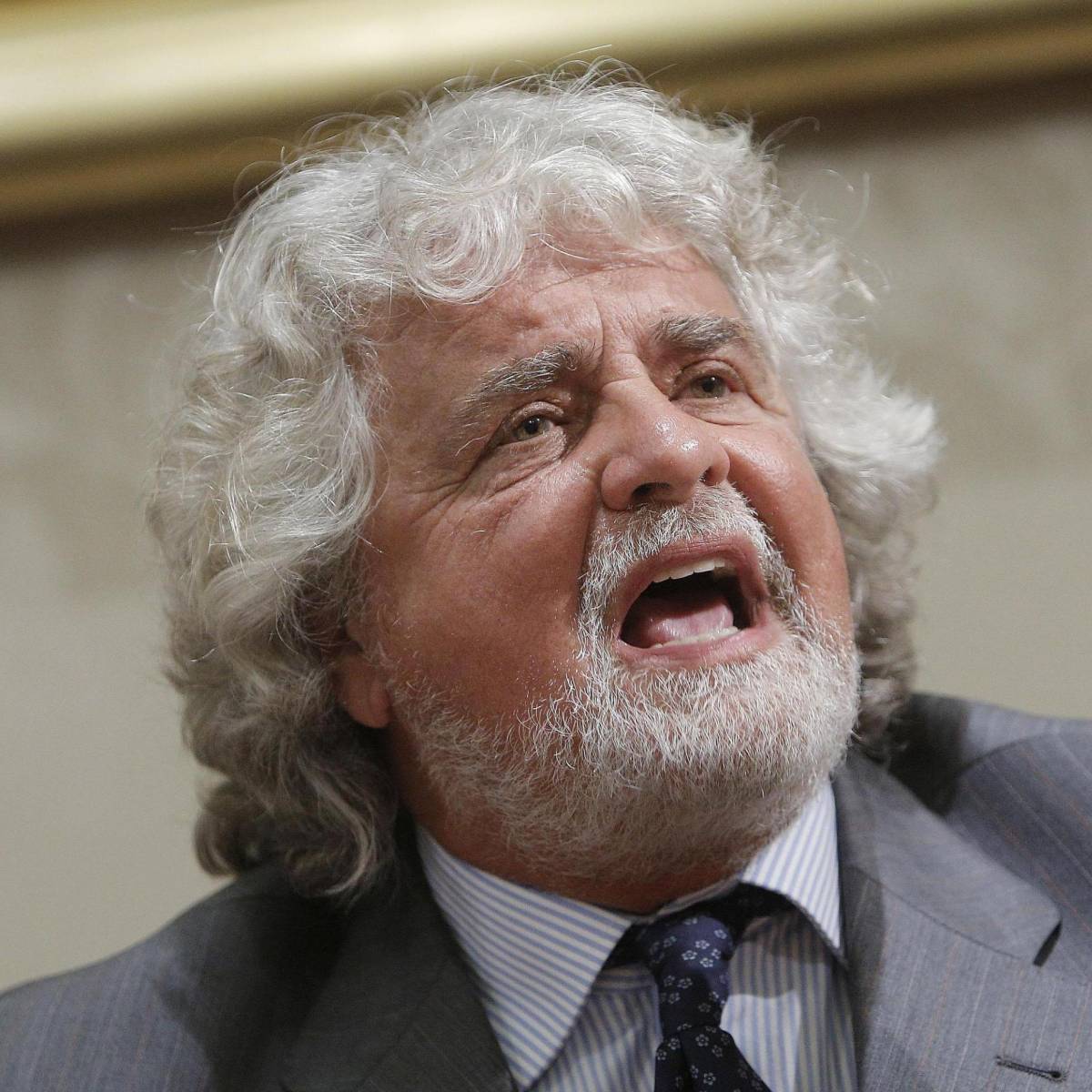 «Altro che riforma, è in arrivo un super Porcellum»Grillo all'attacco sulla legge elettorale