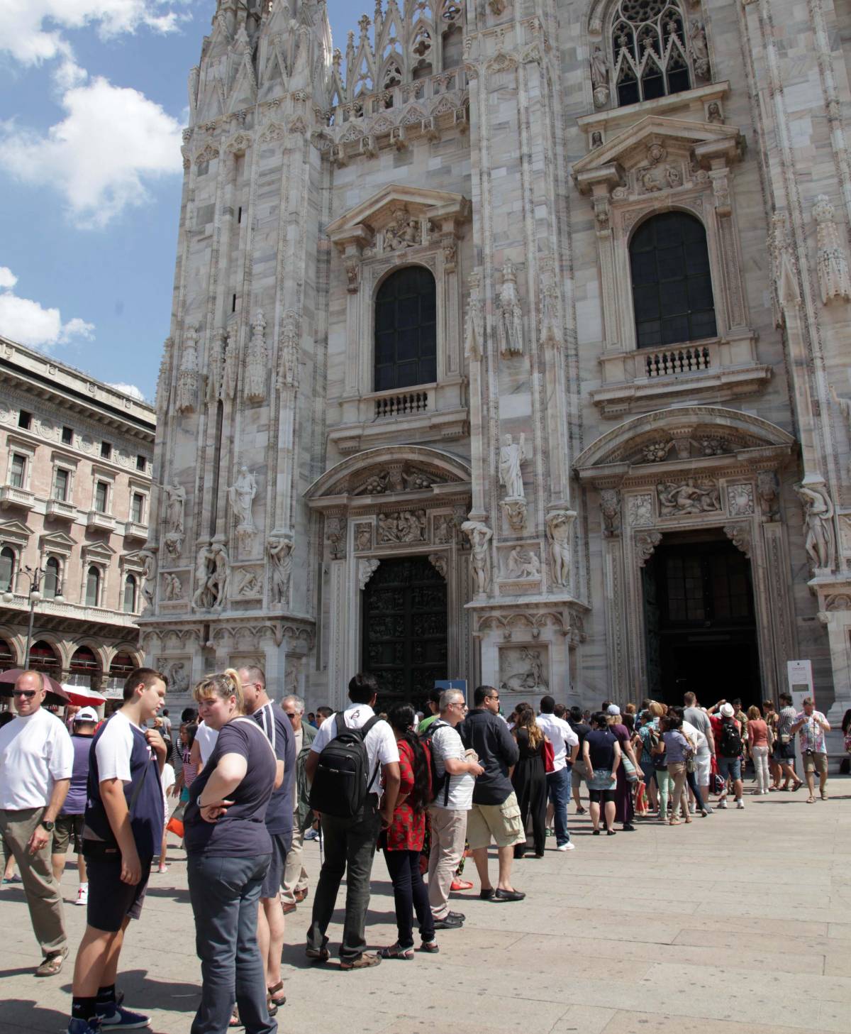 Quei turisti abbandonati a se stessi  che continuano ad amare MilanoI visitatori sono in aumento ma l'accoglienza è inadeguata