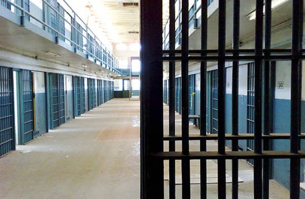 Carceri: quasi 17mila detenuti di troppo