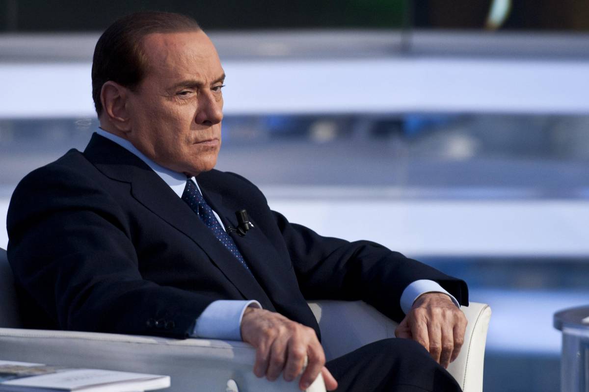Berlusconi si prepara: fissata per domani l'ora X