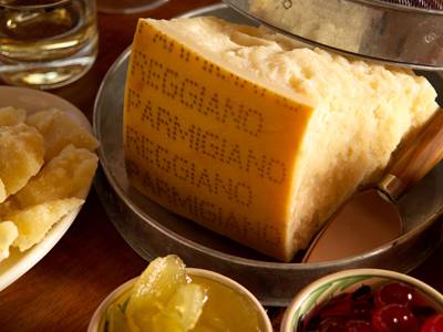 Russia, Parmigiano "made in Bielorussia" contro le sanzioni