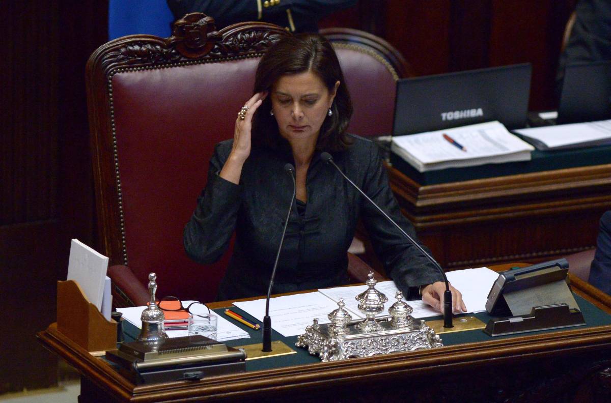 Boldrini processata dai grillini: "Incompetente"