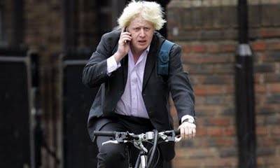Il sindaco di Londra Boris Johnson pizzicato sbronzo