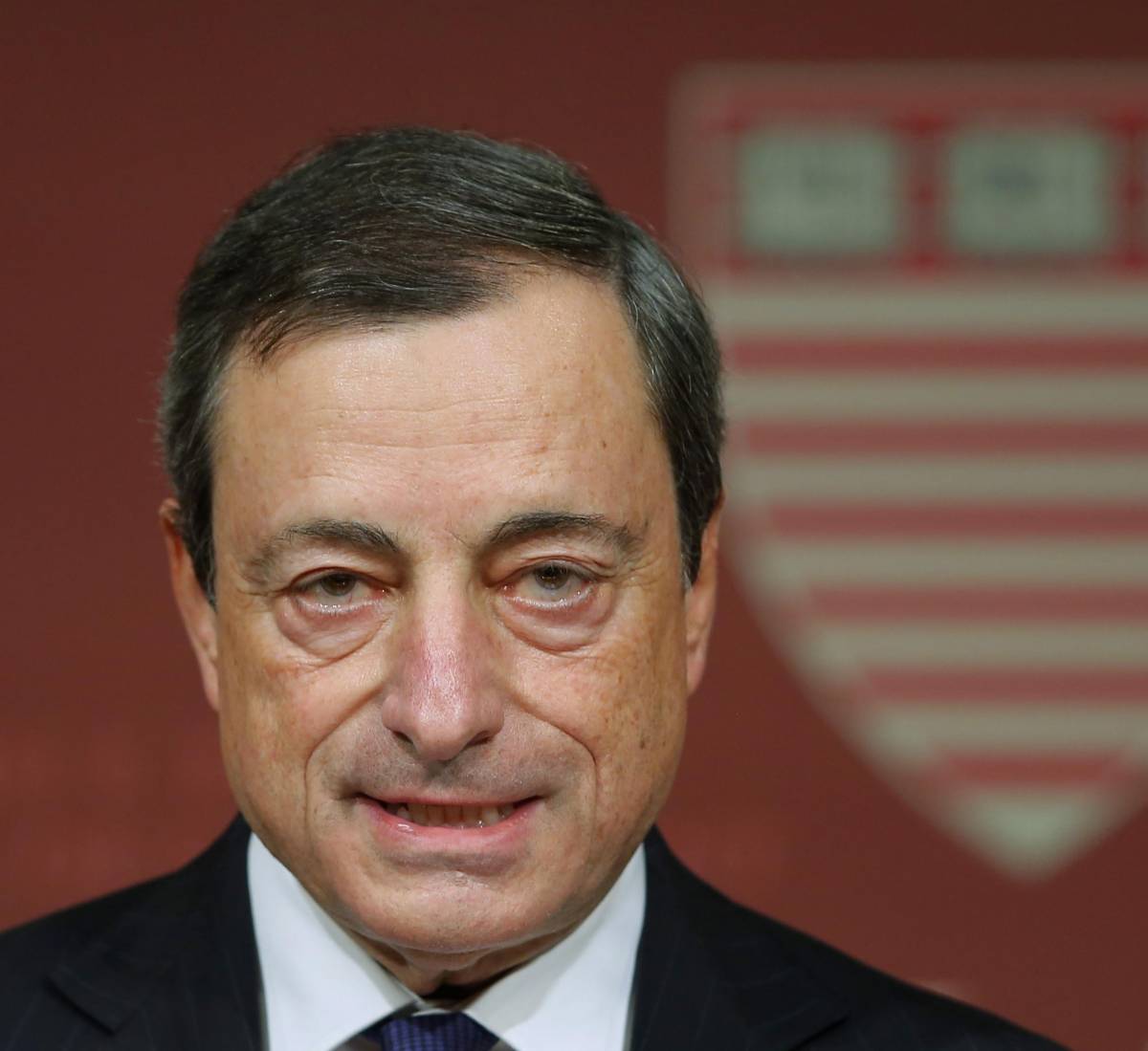 Draghi: «I sacrifici non sono finiti»