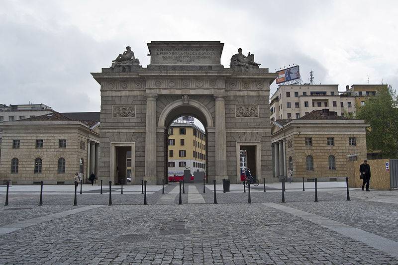 Porta Garibaldi (vista da Corso Como), Milano