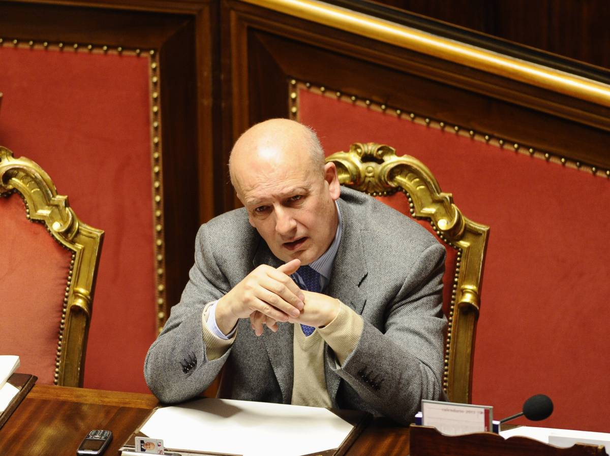 Legge di stabilità, Bondi: "Le tasse sono camuffate, così l'Italia può morire"